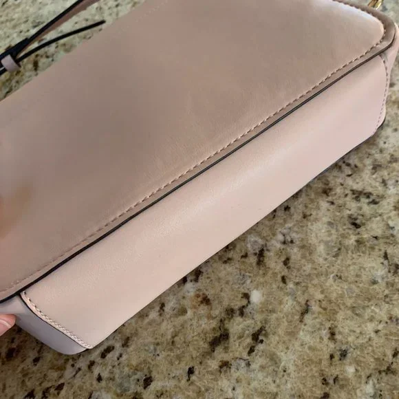 Nine West Cross Body Purse! - Picture 5 of 5